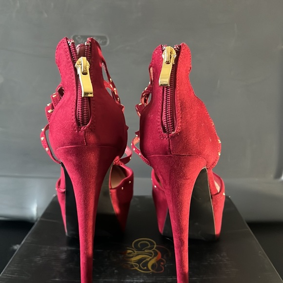 Burgundy 6in. Platform Heel - Picture 3 of 3